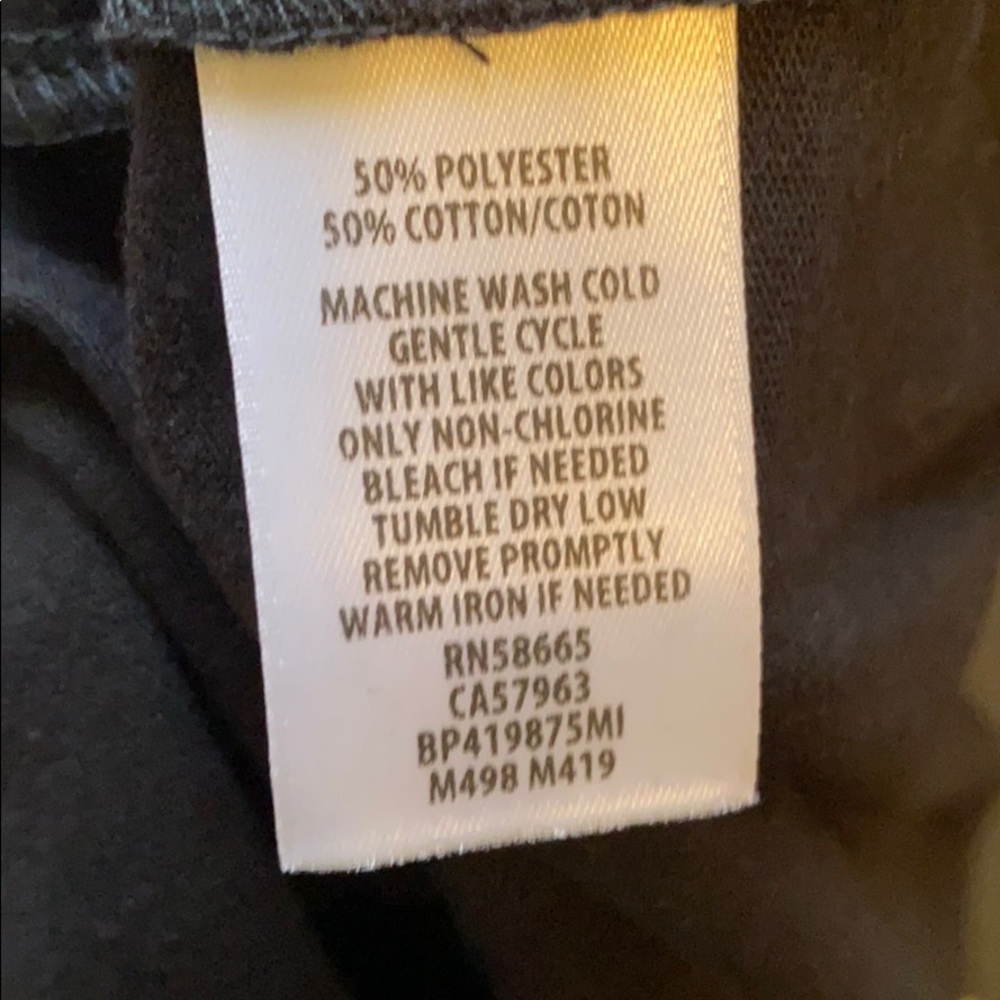 BP Free To Be Me Pride Tee - Picture 6 of 6